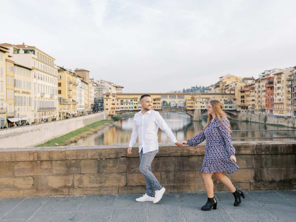 engagement photos in Florence